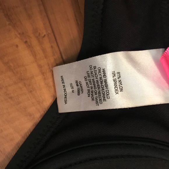 Betseyville ruffle swim top sz medium - Picture 5 of 6